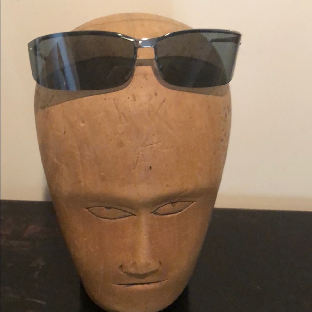 GUCCI SUNGLASSES Authentic
